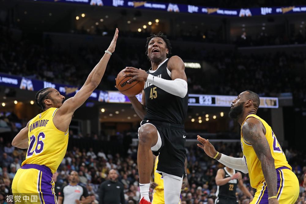 本赛季更是 本赛季更是