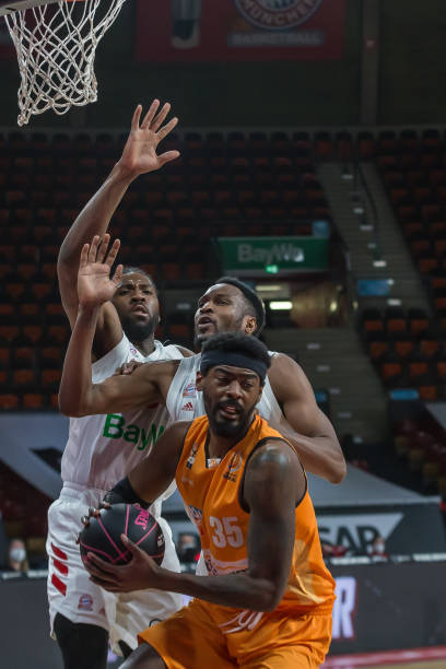 和年轻球员 和年轻球员