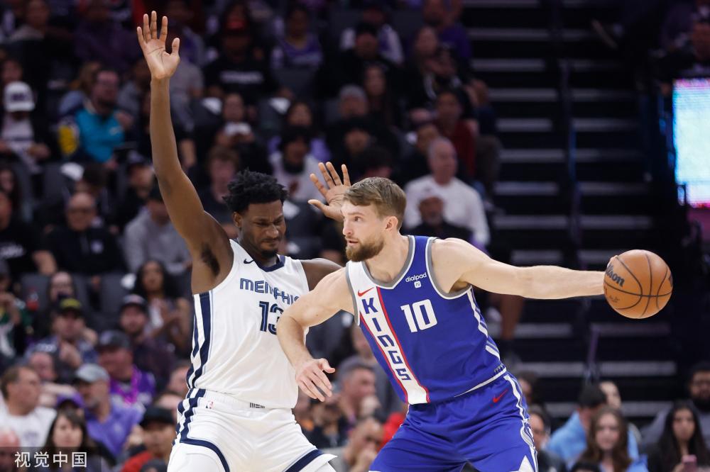 拔中的焦点 拔中的焦点